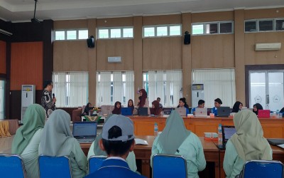 Bimtek Jurnalistik Mengasah Kreativitas Menulis Anggota Ekstrakurikuler Jurnalistik MTsN 1 Bangka